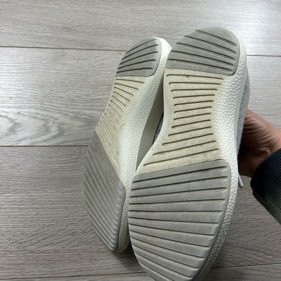 Allbirds Women's Wool Runner Mizzles Sneakers Light Grey - Picture 6 of 10